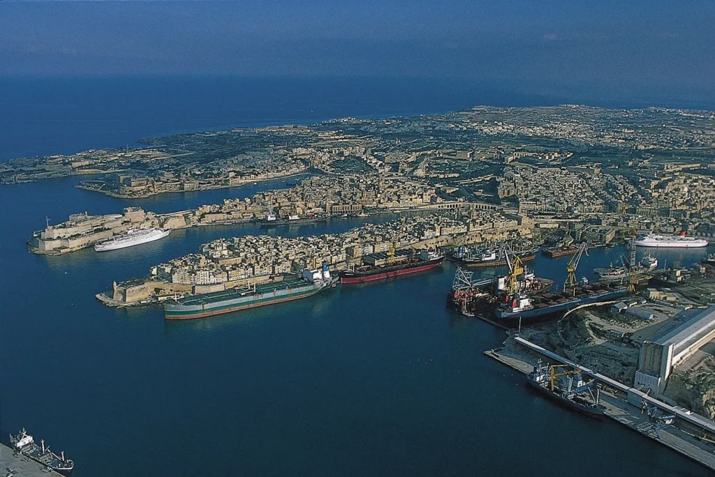 Coast Bay Port Malta